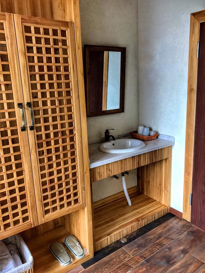 The Lake View Deyishe Resort In Thousand Island Lake Qianwu Екстериор снимка